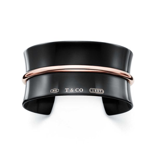Wide Cuff