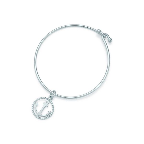 anchor charm and bracelet