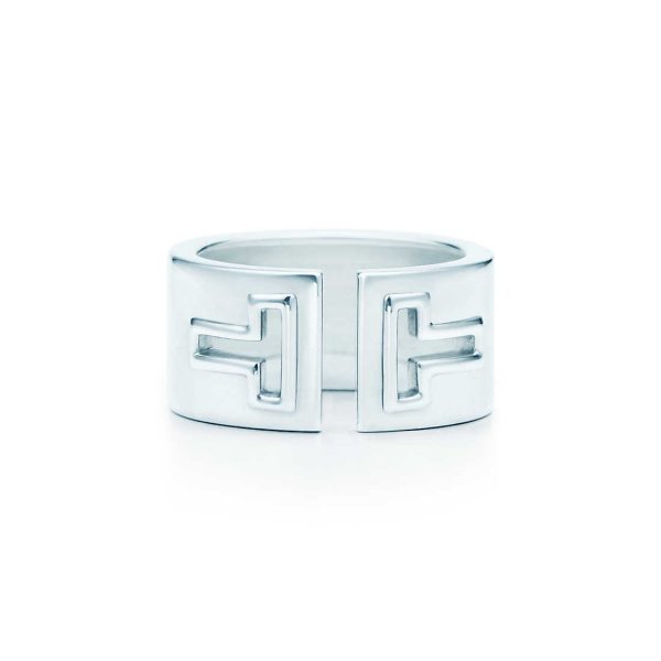 Cutout Ring
