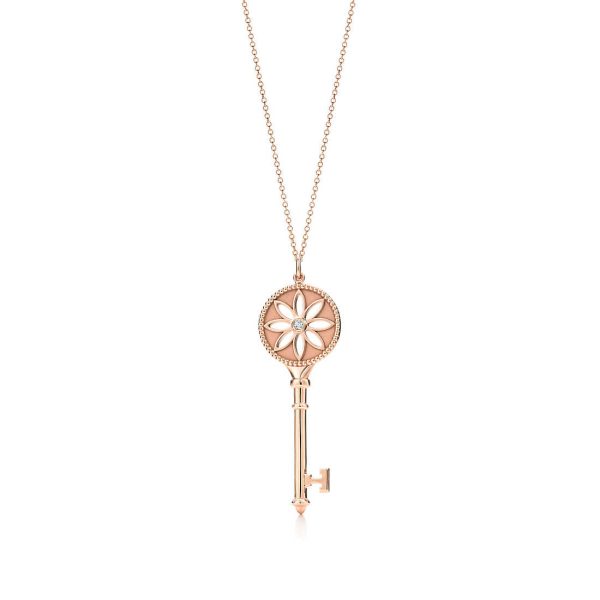 daisy key pendant