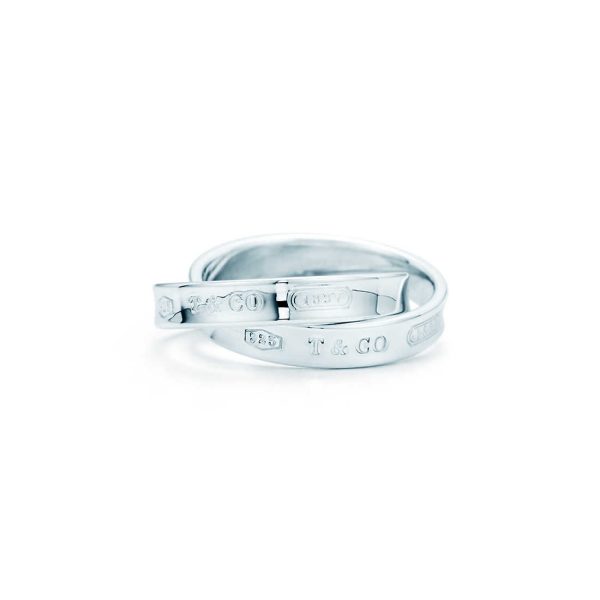 Interlocking Circles Ring